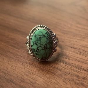 Green turquoise spider veins Navajo handmade ring